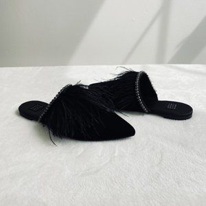 White House Black Market Womans Size 6 Black Feather Valvet Diamond Mules Flats
